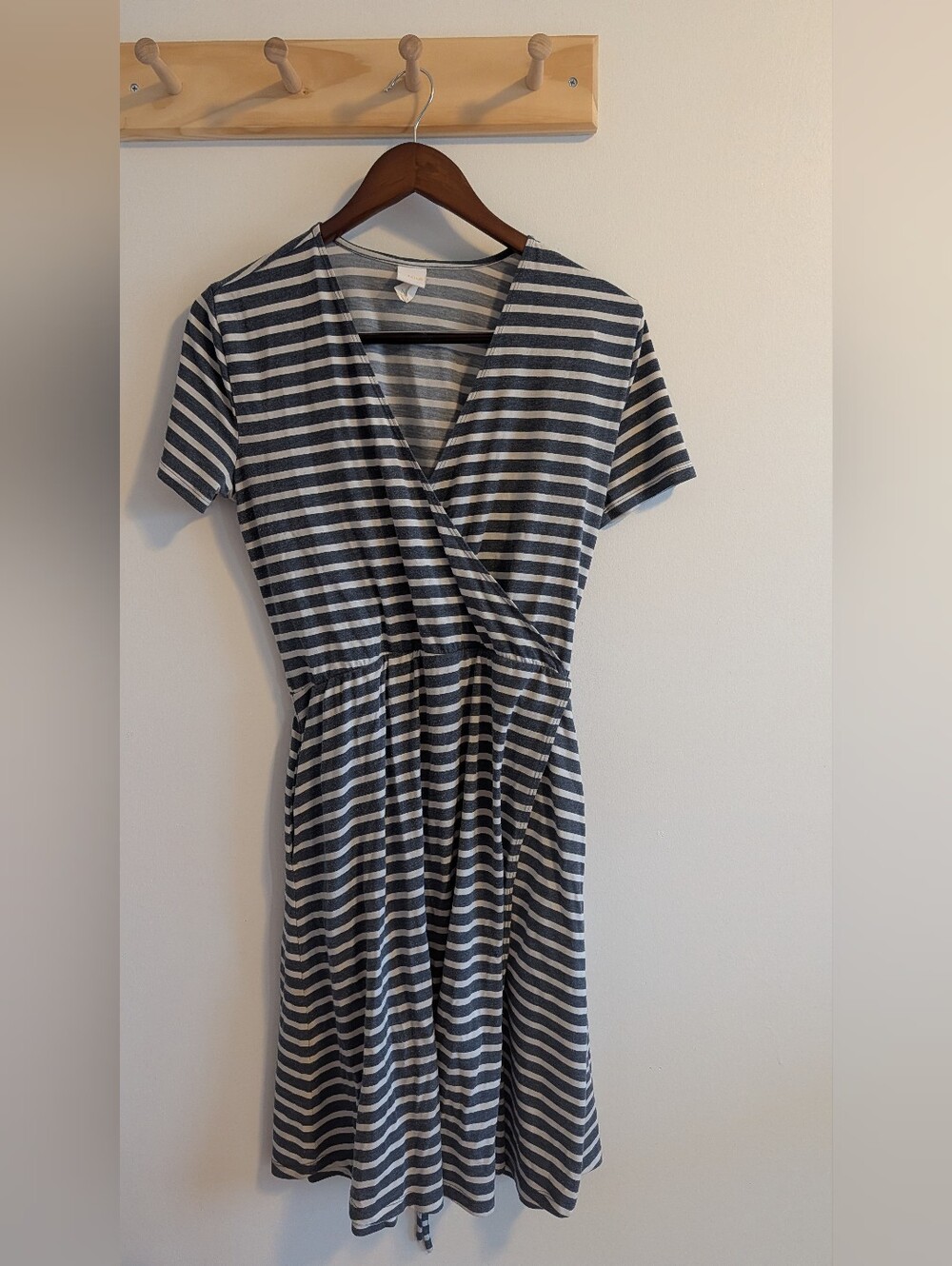 Striped Short Sleeve Tie-Back Midi Dress - Navy & White
